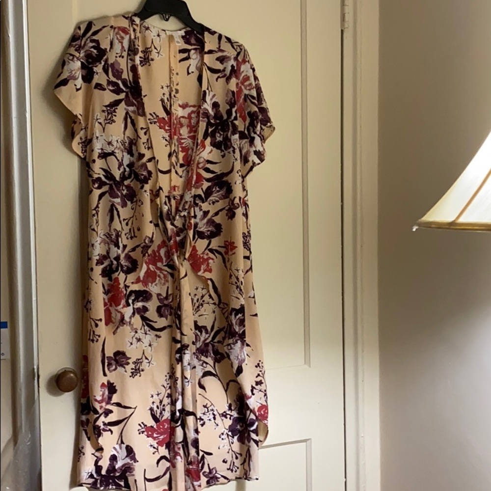 NWOT Leith short sleeve long floral kimono
